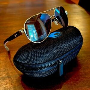 Women’s Costa Loretta Sunglasses.